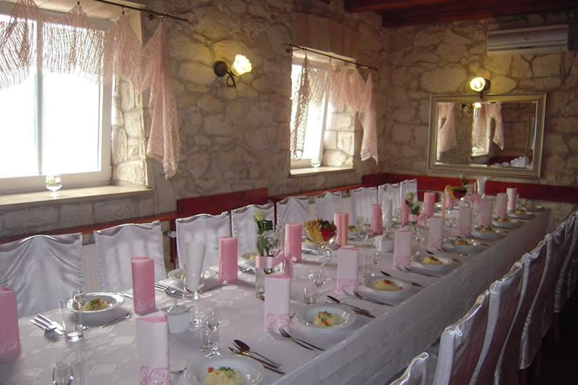 Restauracja w pensjonacie Zamek Dersława