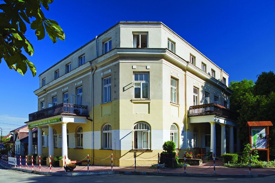 Szlak czerwony – Busko-Solec - 27km (rezerwat „Owczary”)